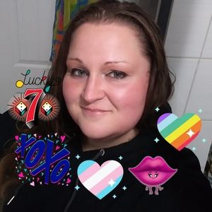 Meet your Posher, Virginia